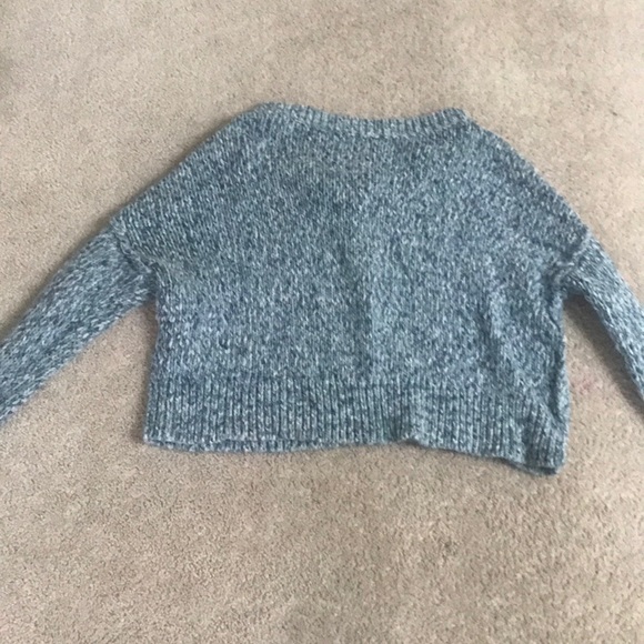 Hollister Cropped Sweater - Picture 2 of 2